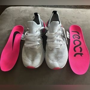 Nike Epic React Hot Pink Black White Womens Sz 9